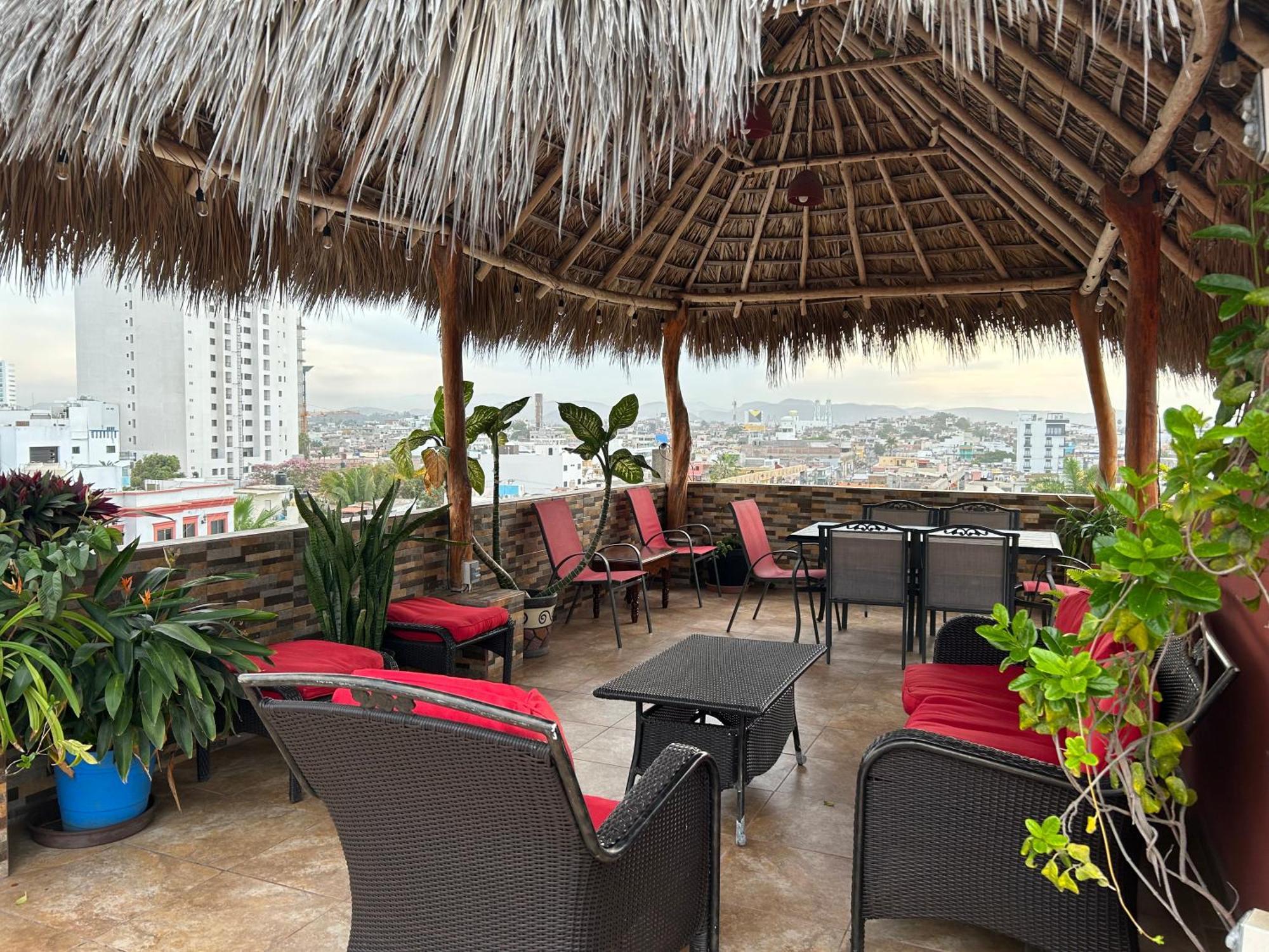 Casa De La Alegria 2 Apartments Mazatlán Esterno foto
